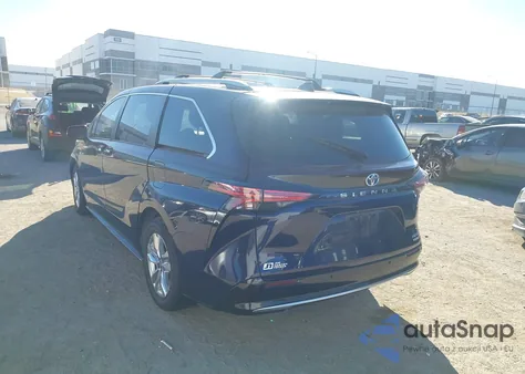 2021 Toyota Sienna Limited z USA, uszkodzony, nr VIN 5TDZRKEC9MS068361